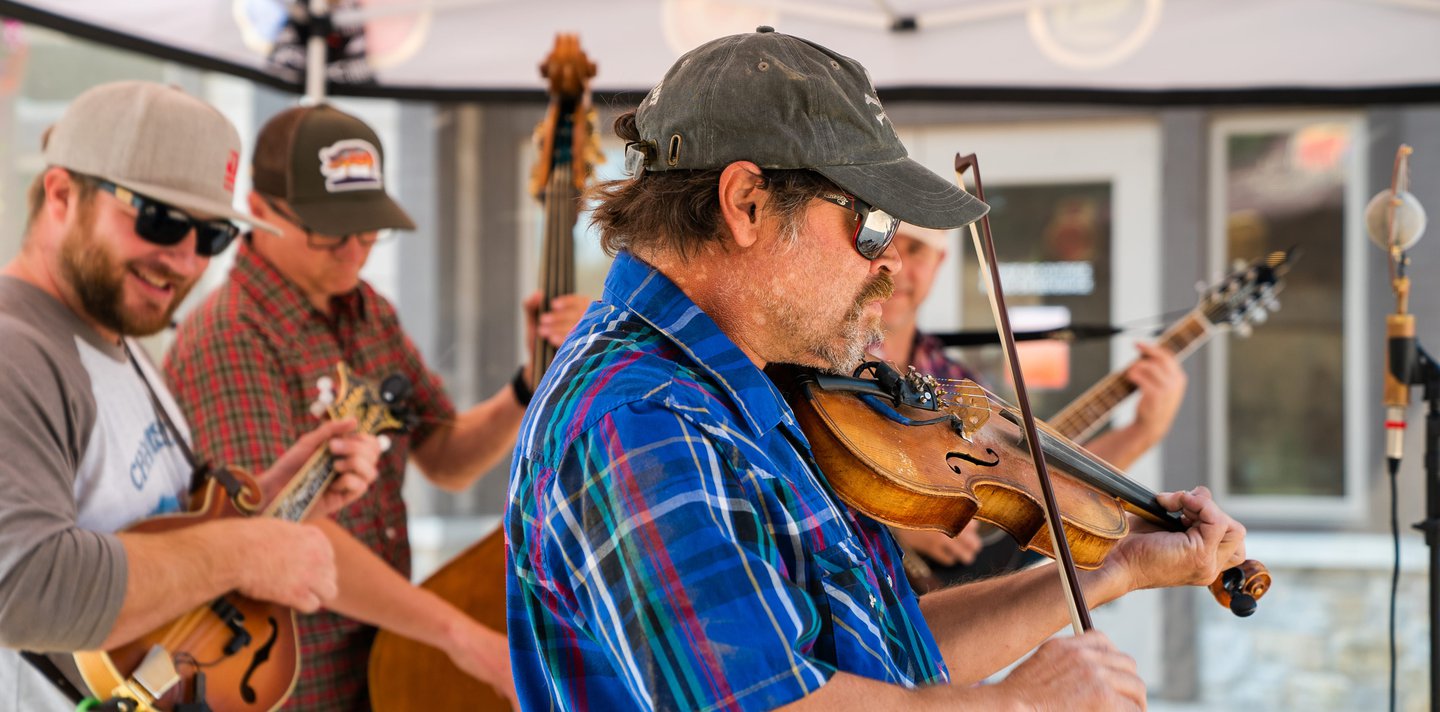 BikesBrewsBluegrass_09_05_2021_18-min.jpg BikesBrewsBluegrass_09_05_2021_18-min.jpg