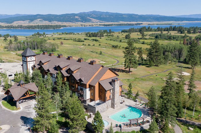 Tamarack Resort Lodging